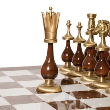 Ensemble Giant Oriental Haut de Gamme II Table en Bois, Albâtre de Toscane et Marbre de Carrare & Jeu d'Echecs en Bois et Laiton Massif – Image 8