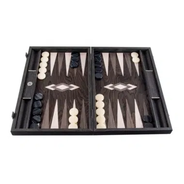 Backgammon en placage d'ébène ouvert avec pions en nacre et flèches marquetées