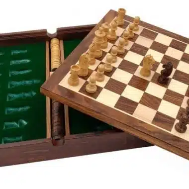 Ensemble Magnétique de Voyage avec Compartiment Rangement en Bois Echecs/Backgammon et Dames – Image 5