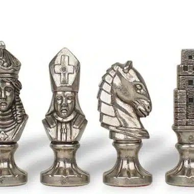Ensemble Medieval IV Echiquier en Bois d'Erable & Jeu d'Echecs en Métal – Image 8