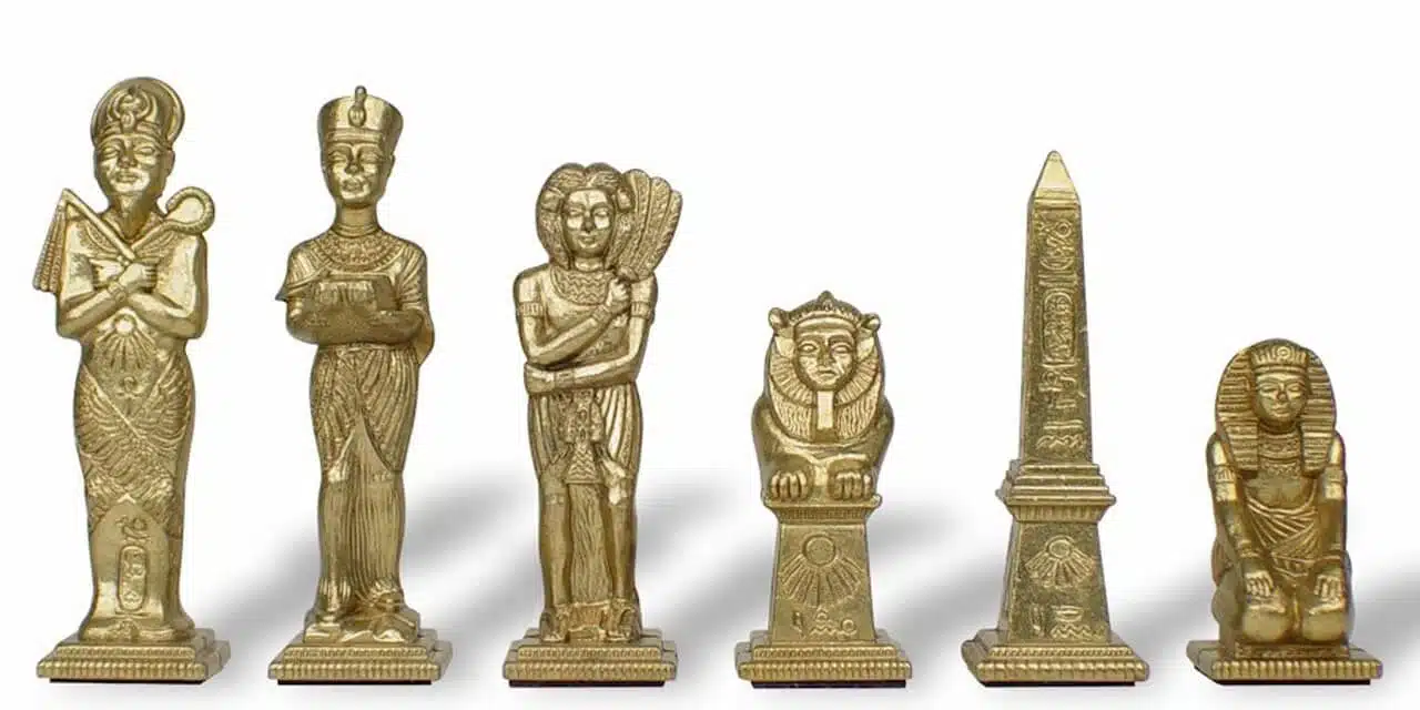 Ensemble "Egyptien" Echiquier en Similicuir & Jeu d'Echecs en Métal Massif – Image 3