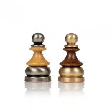 Ensemble de Jeu d'Échecs en Laiton Massif et Bois avec Échiquier en Noyer de Bruyère Finition Brillante – Image 7