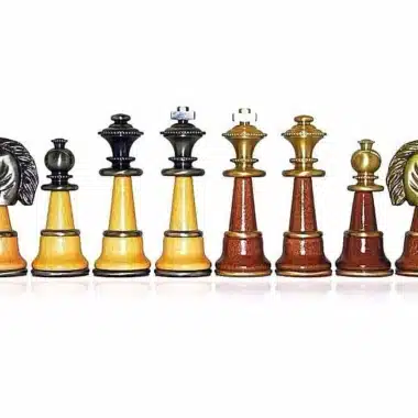 Ensemble "Staunton XL" Table Echiquier en Racine de Bruyère et Jeux d'Echecs en Bois et Laiton Massif