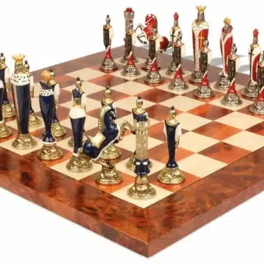 Ensemble Renaissance Haut de Gamme II Echiquier en Bois  & Jeu d'Echecs en Métal Peint à la Main
