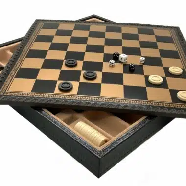 Ensemble Mary Stuart III Echiquier en Similicuir & Jeu d'Echecs en Métal Peint à la Main – Image 14