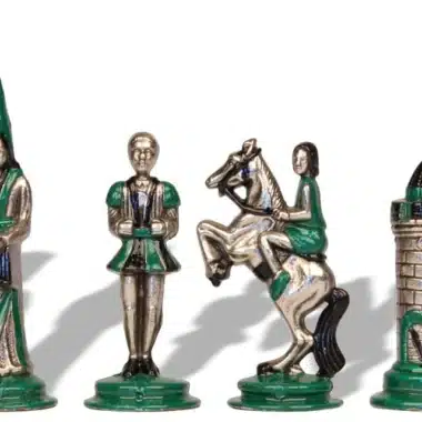 Jeu d'Echecs en Métal Peint à la Main Camelot et La Légende du Roi Arthur – Image 3