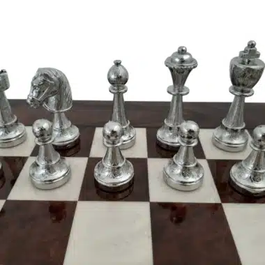 Ensemble Classic Flower 6 Echiquier en Ronce de Noyer et Jeu d'Echecs en Métal Plaqué Or et Argent – Image 4