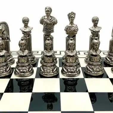 Pièces argentées Empire Romain III bustes romains sculptés sur l'échiquier