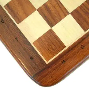 Ensemble Classic Echiquier Alphanumérique en Bois de Rose Doré & Jeu d'Echecs en Bois de Rose Doré – Image 2