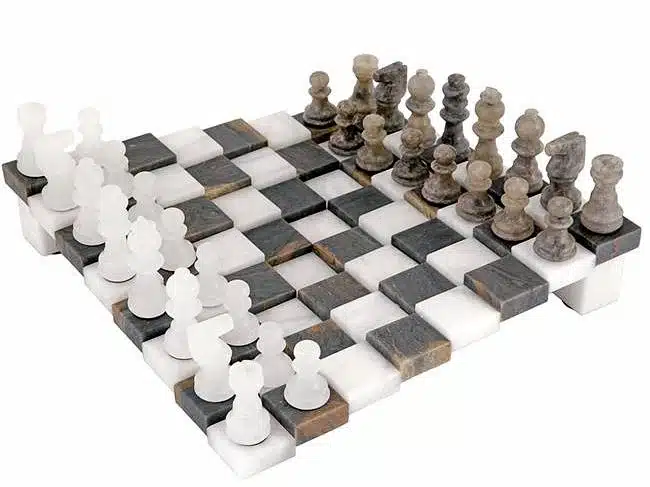 Ensemble complet échiquier 3D en marbre gris et blanc avec toutes les pièces