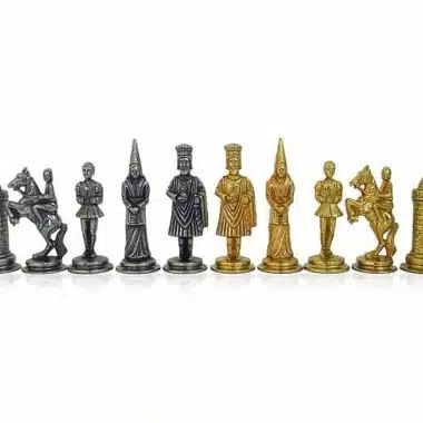 Ensemble "Camelot Roi Arthur" Echiquier en Bois de Rose & Jeu d'Echecs en Métal Massif