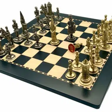 Ensemble Camelot Roi Arthur XI Echiquier en Bois et Figurines en Métal – Image 3