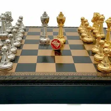 Ensemble Classic Flower 1 Echiquier et Jeu d'Echecs en Métal Plaqué Or et Argent – Image 3