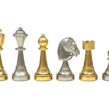 Ensemble Classic Flower 2 Echiquier sur Pied en Bois et Jeu d'Echecs en Métal – Image 5