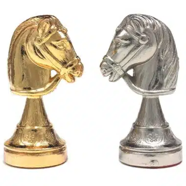 Ensemble Classic Flower 4 Echiquier en Bois d'Erable et de Bruyère et Jeu d'Echecs en Métal Plaqué Or et Argent – Image 7