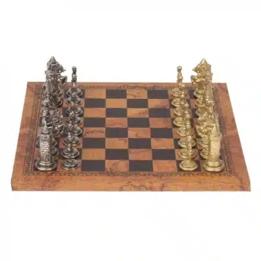 Ensemble Camelot Roi Arthur VII Echiquier en Similicuir & Jeu d'Echecs en Métal Massif – Image 3