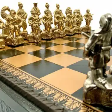 Ensemble Samourai II Echiquier Boîtier de Rangement et Jeu d'Echecs en Métal – Image 4