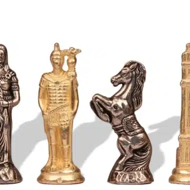 Romains vs Barbares V Echiquier avec Deux Tiroirs de Rangement et Jeu d'Echecs en Métal – Image 4
