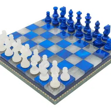 Ensemble Bleu et Blanc Echiquier et Jeu d'Echecs en Marbre Antique avec Coffre de Rangement
