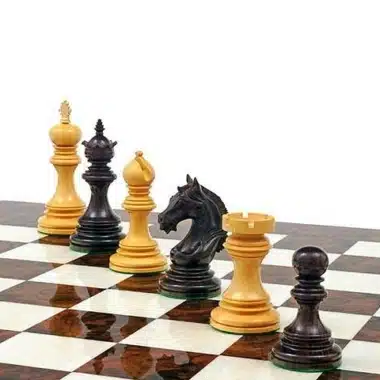 Ensemble Garvi Luxe Echiquier en Racine de Noyer Foncé Laqué & Jeu d'Echecs en Bois de Rose – Image 7