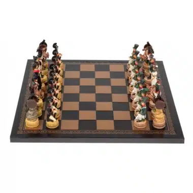 Ensemble Napoléon Campagne de Russie II Jeu d'Echecs en Résine et Echiquier en Similicuir Noir – Image 9