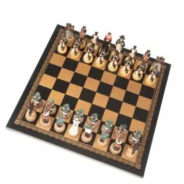Ensemble Napoléon Campagne de Russie II Jeu d'Echecs en Résine et Echiquier en Similicuir Noir – Image 3
