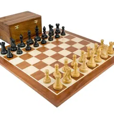 Ensemble Competition complet : pièces en bois, échiquier et coffret en bois de rose