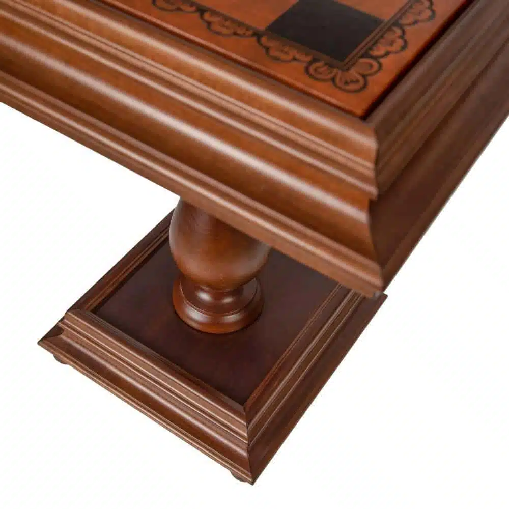 Table échiquier, détail du plateau et de la jonction avec le pied balustre