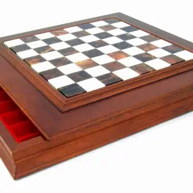 Ensemble Bataille de Waterloo 1 Echiquier en Bois et en Marbre et Jeu d'Echecs Peint à la Main – Image 13