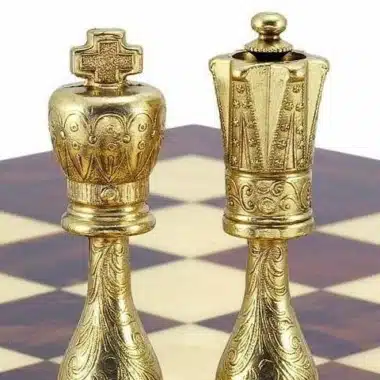 Ensemble Arabic Style IV Echiquier en Similicuir avec Rangement et Jeu d'Echecs en Métal Plaqué Or et Argent – Image 8