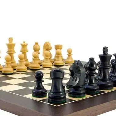 Ensemble "Classic Wenge" Echiquier en Wenge et Erable & Jeu d'Echecs en Buis Ebonisé