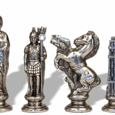 Ensemble César II Echiquier sur Pied en Bois de Bruyère & Jeu d'Echecs en Métal Massif – Image 4