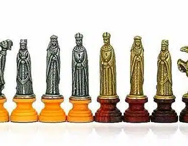 Jeu d'Echecs "Médiéval" en Bois et Métal