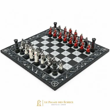 Ensemble Templier complet avec échiquier en résine sculpté et pièces peintes