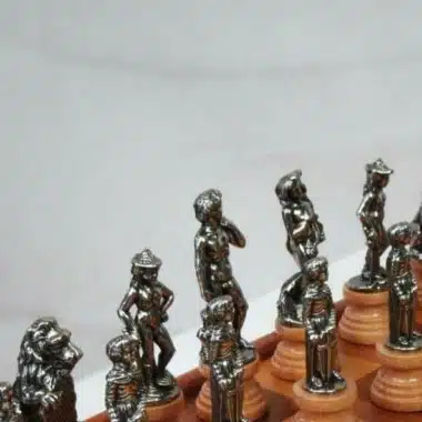 Jeu d'Echecs Florence et Echiquier en Bois de Noyer et Erable avec Rangement – Image 17