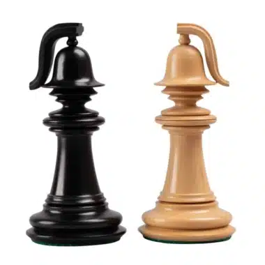 Rois du jeu d'échecs Staunton, détail des deux couleurs ébène et buis