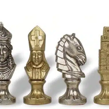 Jeu d'Échecs Moncada - Échiquier, Backgammon et Jeu de Dames en Similicuir & Pièces en Métal – Image 7