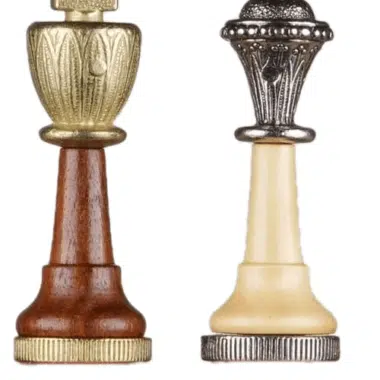 Jeu d'Echecs Staunton en Bois et Metal et Echiquier avec Rangement en Bois et Feuilles d'Or – Image 5