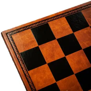 Jeu d'Echecs Fantasy Eau vs Feu en Résine et Échiquier en Similicuir Marron et Noir – Image 10