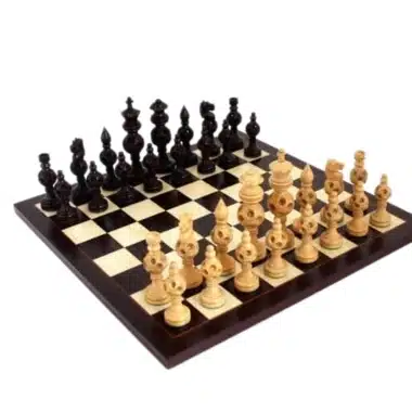 Jeu d'échecs Oriental en bois de rose, vue d'ensemble avec échiquier en bois