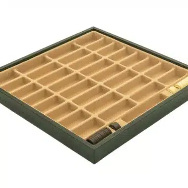 Jeu d'Echecs Romains vs Gladiateurs en Résine et Échiquier en Similicuir avec Compartiment de Rangement – Image 11