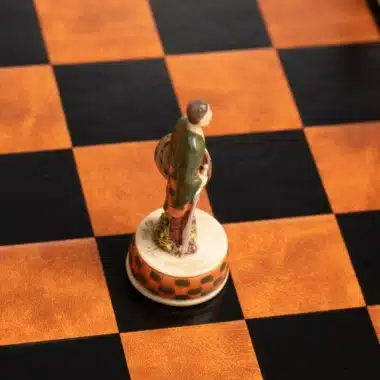 Jeu d'Echecs Guerre d'Indépendance de l'Ecosse en Résine & Échiquier en Similicuir – Image 8