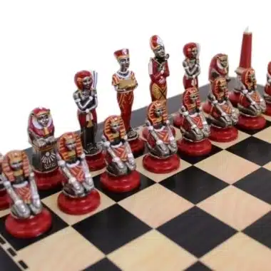 Jeu d'Echecs Égypte en Métal Peint à la Main et Échiquier en Bois – Image 3