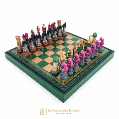 Jeu d'échecs Fantasy Eau VS Feu en résine sur échiquier vert et or