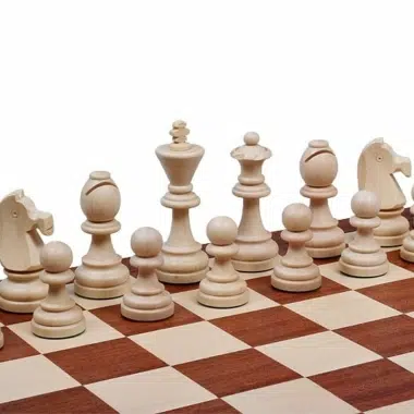 Jeu d'Echecs et Echiquier Pliable en Bois avec Rangement – Image 4