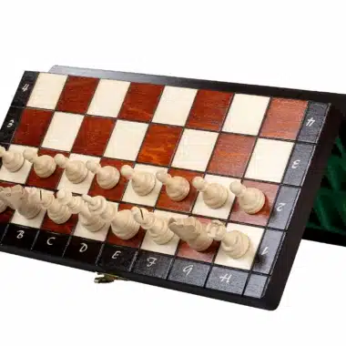Petit Jeu d'Echecs Magnetique en Bois avec Rangement – Image 3