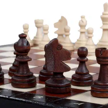 Petit Jeu d'Echecs Magnetique en Bois avec Rangement – Image 7