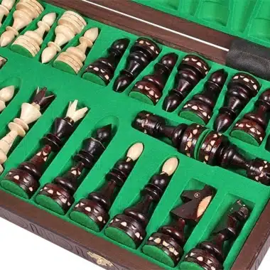Jeu d'Echecs et Echiquier en Bois Pliable – Image 7