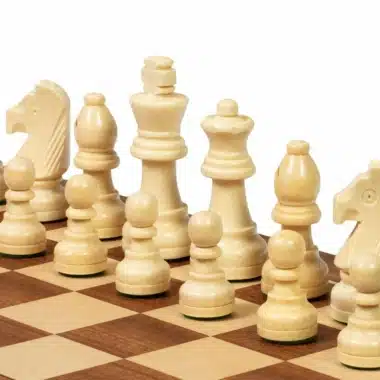 Petit Jeu d'Echecs en Bois Economique – Image 4
