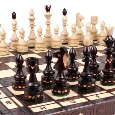 Jeu d'Echecs et Echiquier en Bois Pliable – Image 6